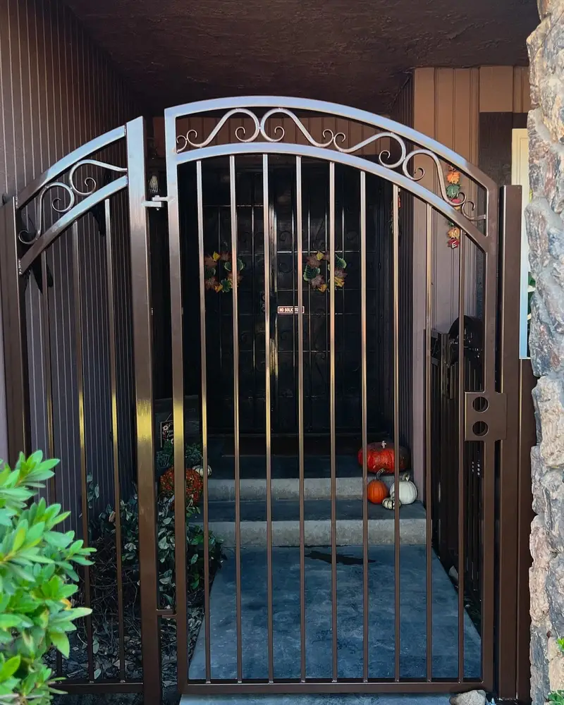 Green Lion Fencing & Concrete project photo