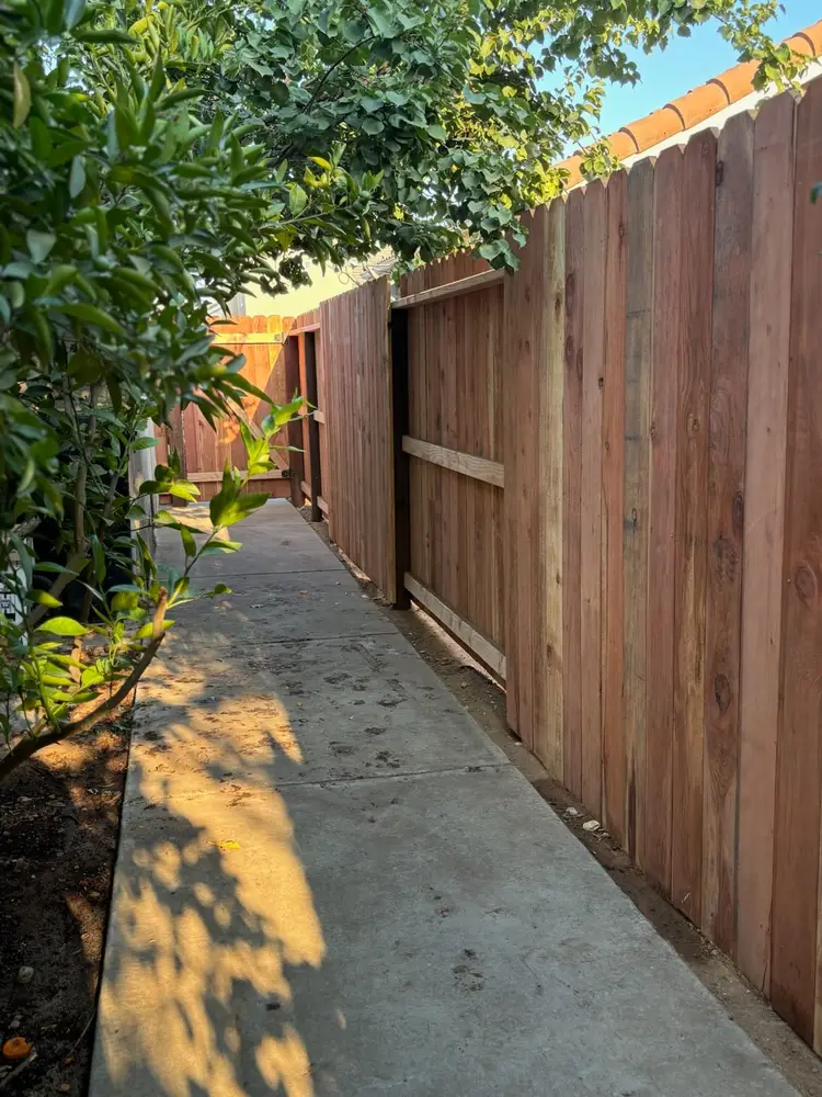 Green Lion Fencing & Concrete project photo