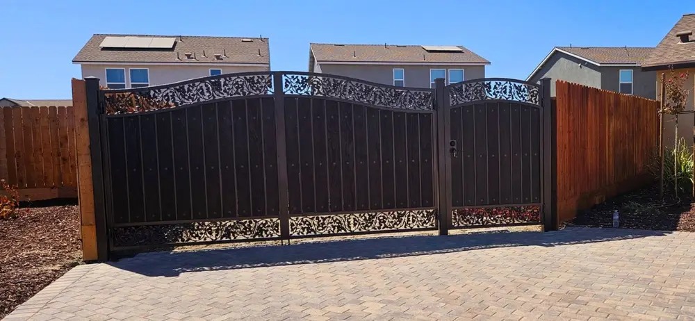 Green Lion fence project photo 15 of 34
