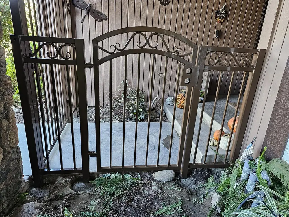 Green Lion fence project photo 33 of 34