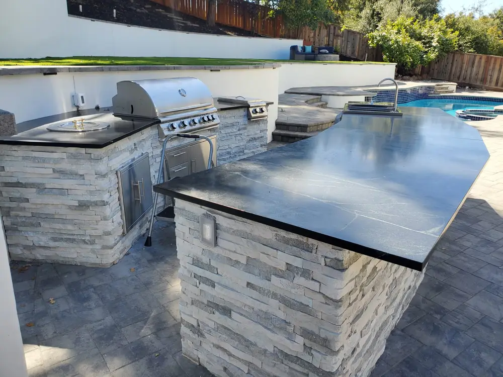 Green Lion Outdoor Kitchens project photo