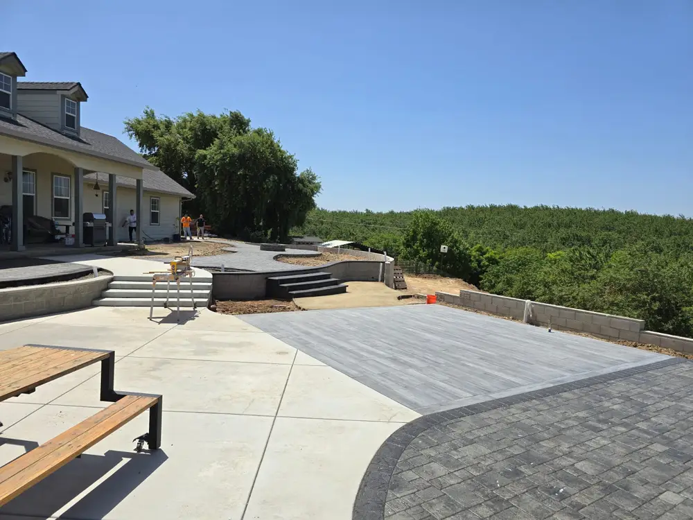 Green Lion Pavers & Porcelain Tile project photo
