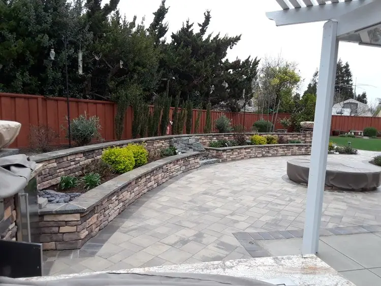 Green Lion Retaining Walls project photo